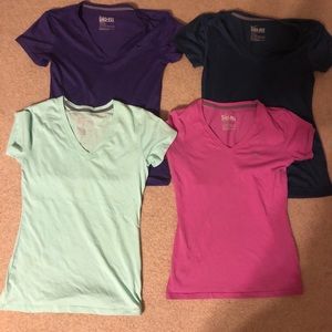 Women’s Nike shirts xs